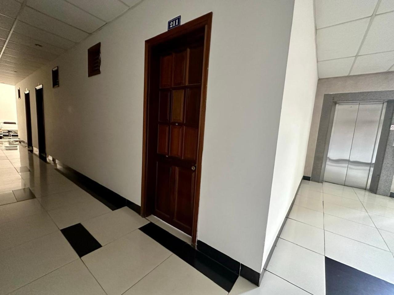 Truc Hoang Ha Hotel Kon Tum Экстерьер фото